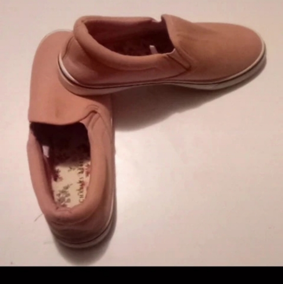 CHARLES Albert sneakers - Picture 3 of 3